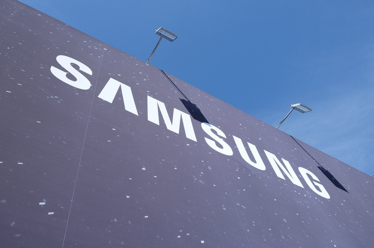 Samsung заборонила своїм співробітникам використовувати ChatGPT