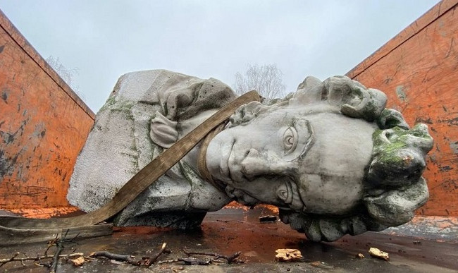 Законопроєкт МКІП «антипушкін» ухвалено Верховною Радою