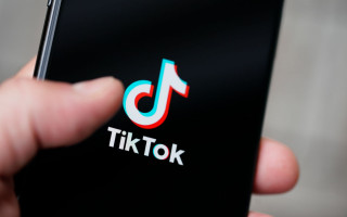 TikTok запускає монетизацію для преміум-авторів контенту: вони отримуватимуть половину доходу від реклами