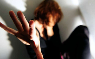 Задушив власну дружину і викинув тіло на сміттєзвалище: на Черкащині оголосили вирок для експоліціянта