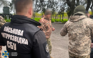 Мобілізувався до ЗСУ, щоб передавати розвіддані окупантам: на Миколаївщині затримали ворожого інформатора