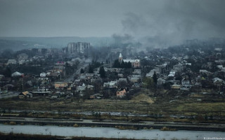 Росіяни з усіх сил намагаються взяти Бахмут до 9 травня, – Маляр