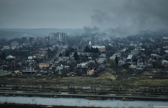 Росіяни з усіх сил намагаються взяти Бахмут до 9 травня, – Маляр