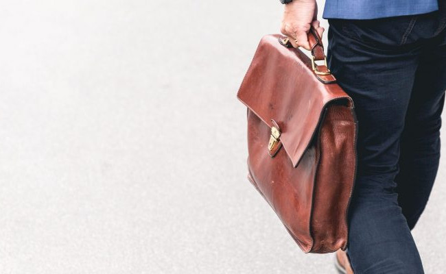 Рада приняла новый закон о службе в органах местного самоуправления: как теперь стать местным чиновником и что для них изменится