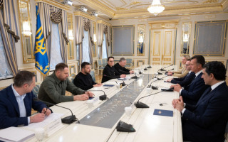 Зеленський зустрівся із керівництвом компанії з управління активами BlackRock: обговорили інвестиції та відновлення України
