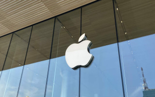 У офіційних магазинах Apple в США пропонують дозволити покупцями залишати чайові