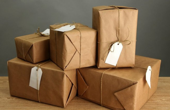 Як визначається база оподаткування ПДВ у разі ввезення товарів у поштових та експрес-відправленнях