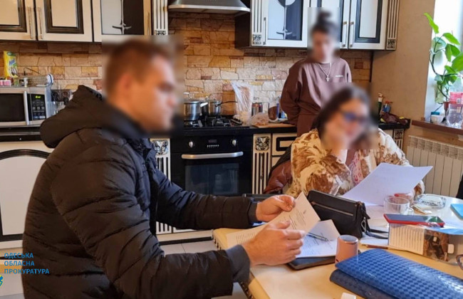 Изготавливали поддельные документы для уклонистов: в Одесской области будут судить адвоката и ее сообщницу