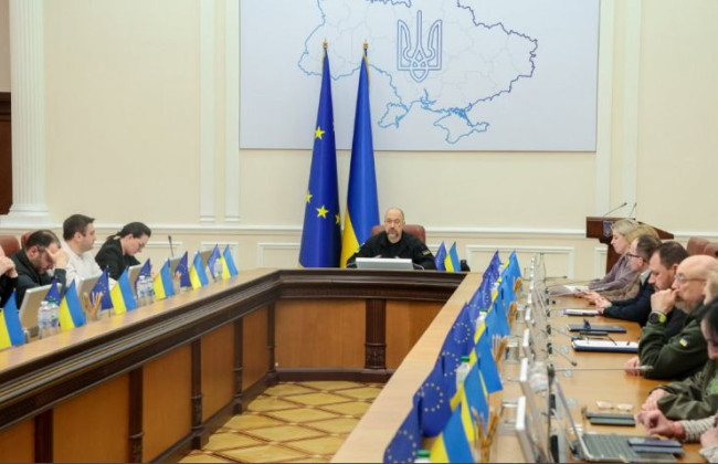 Совершение нотариальных действий, проведение госрегистрации и доступ к реестрам во время военного положения: что изменил Кабмин