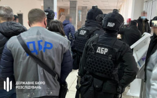 Державне бюро розслідувань проводить обшук у будівлі Київради – КМДА