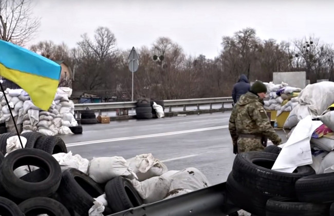 Мужчина хранил дома автоматы АК-74, гранаты и патроны: Верховный Суд решил, что его действия следует расценивать как крайнюю необходимость