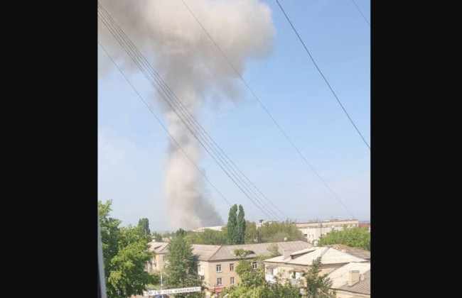 В оккупированном Луганске снова раздались мощные взрывы, видео