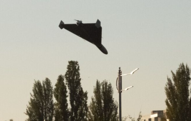 Россияне пытались атаковать Киев «Шахедами»: в КГВА сообщили подробности