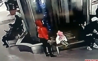 У Житомирі суд покарав бабусю, яка залишила онуку в торговому центрі