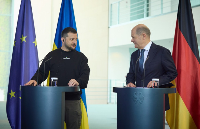 Зеленський та Шольц підтвердили своє однозначне засудження тривалої ...