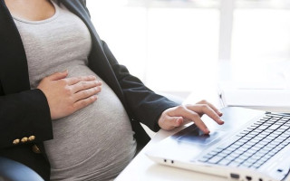 Жінки зможуть самостійно визначати момент початку відпустки у зв’язку із вагітністю та пологами — законопроект