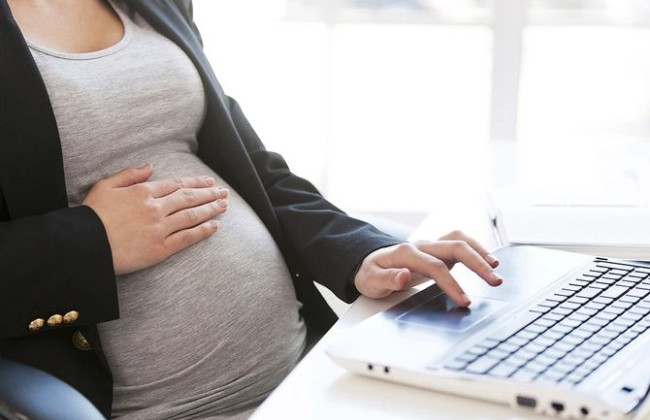 Жінки зможуть самостійно визначати момент початку відпустки у зв’язку із вагітністю та пологами — законопроект