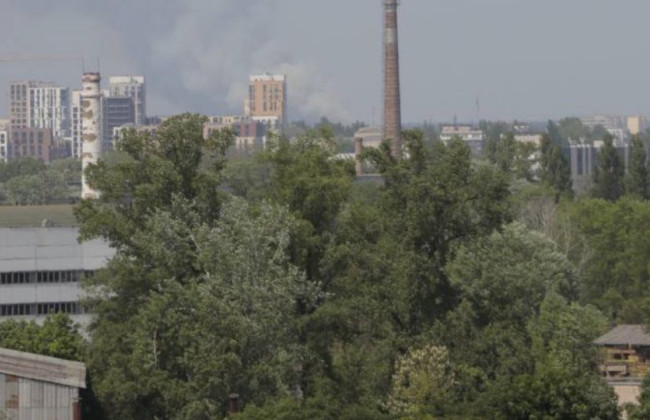Під Києвом сталася масштабна пожежа: фото та відео