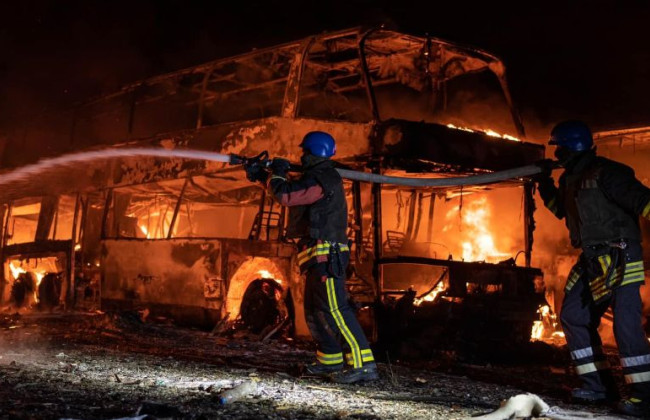 Нічна атака окупантів на Київ 16 травня: фото та відео наслідків падіння ракет
