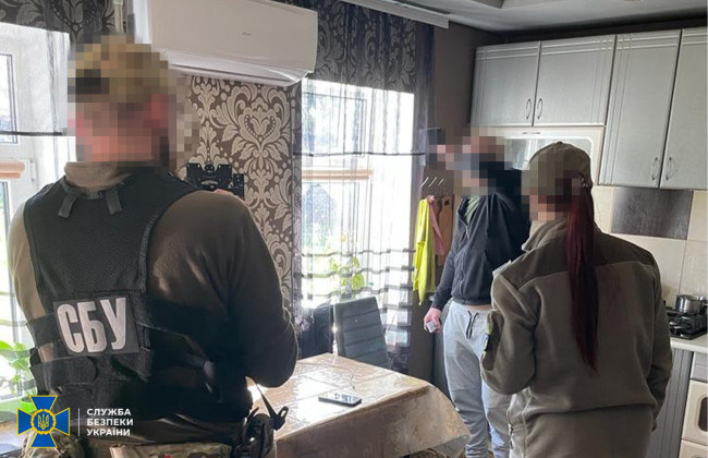 «Слил» в сеть видео движения военной техники ВСУ: в Черкасской области задержали тиктокера