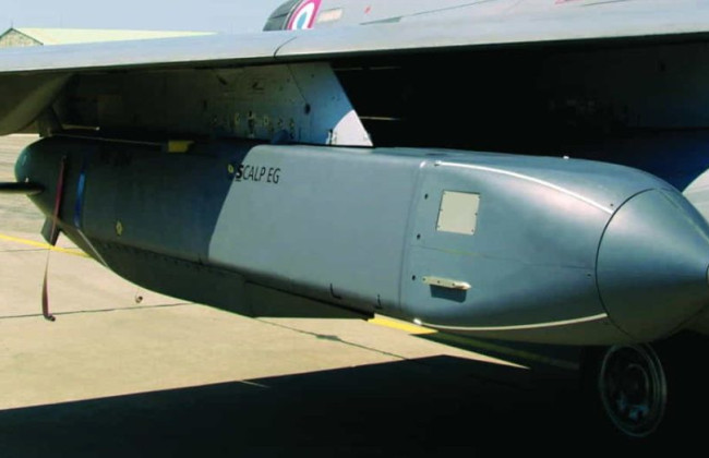 Вслед за Британией: Франция передаст Украине дальнобойные ракеты, — Макрон