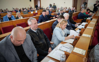 Чернівецька облрада заборонила діяльність релігійних організацій, які мають доведений зв'язок з рф, на території області