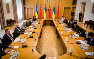 Україну відвідав спеціальний представник уряду Китаю Лі Хуей: що обговорювалося