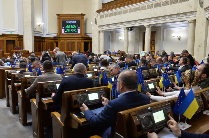 Депутати хочуть достроково припиняти повноваження мерів за ігнорування запитів журналістів та парламентарів