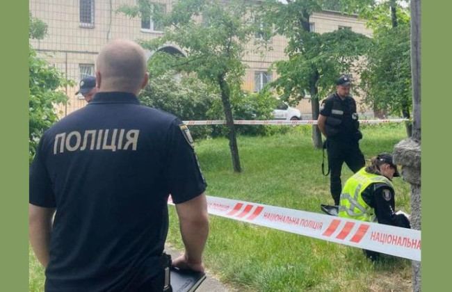 Трагедія у Києві: з вікна багатоповерхівки випав 5-річний хлопчик