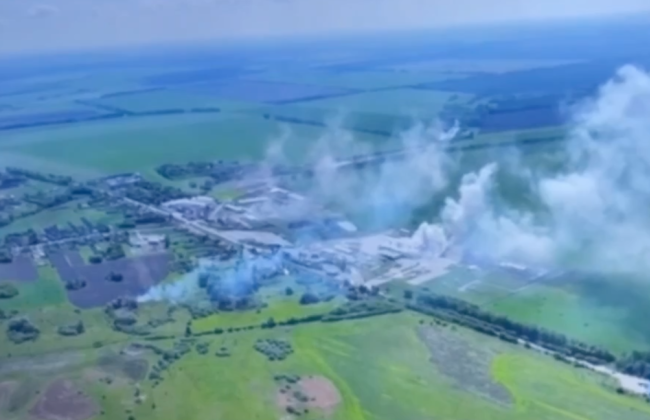 В Белгородской области рф прогремели взрывы, а на территорию КПП «Грайворон» заехал танк: видео