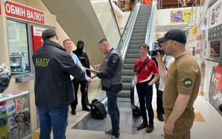 Подстрекал к предоставлению 4 млн грн взятки прокурору: избрана мера пресечения адвокату из Днепра