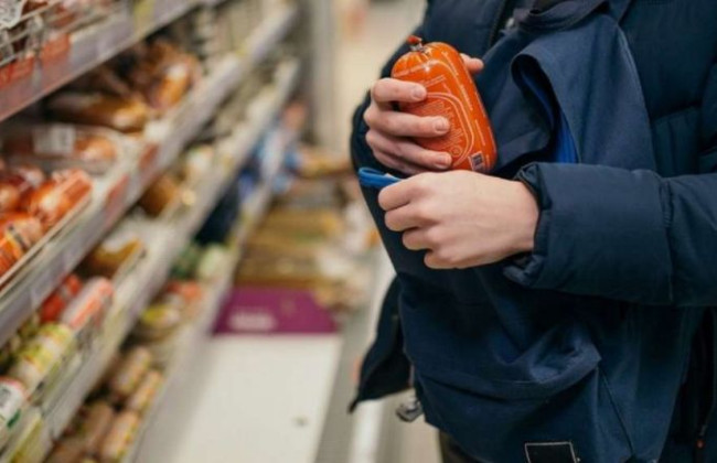 Суд вынес мужчине приговор за попытку украсть мясные изделия на 387 грн: что решил Верховный Суд