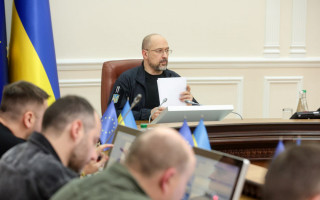 Кабмин выделит дополнительные деньги на восстановление: какие области получат