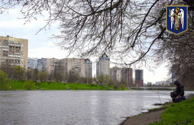 Паводок в Києві: рівень води стрімко падає