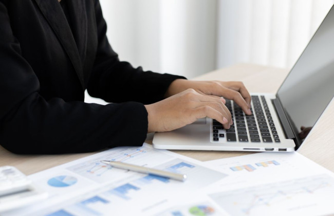 В ГНС напоминают, как общаться с налоговой, не выходя из дома