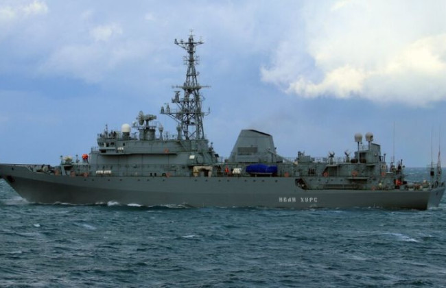 Разведывательный корабль рф «Иван Хурс» атаковали морские дроны – СМИ