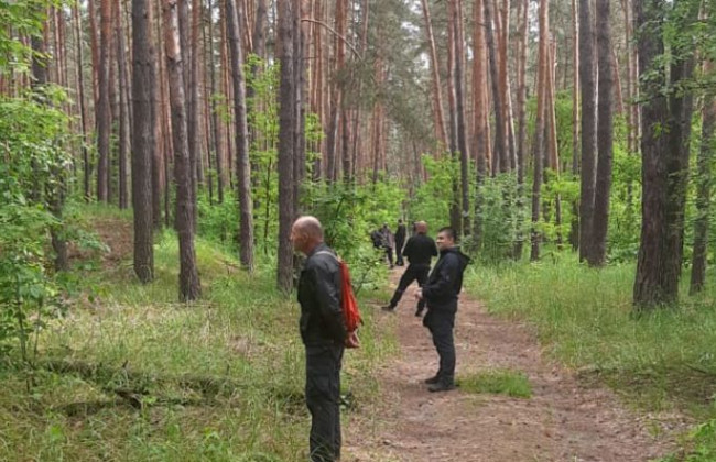 Ищут более 400 человек: в Харьковской области пропал двухлетний ребенок, фото