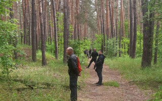 Шукають понад 400 осіб: на Харківщині зникла дворічна дитина, фото