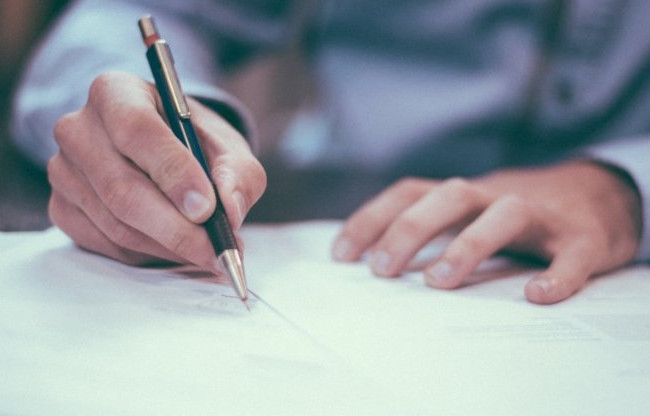 Раде рекомендуют разрешить военным «завещать» единовременную денежную помощь на случай гибели