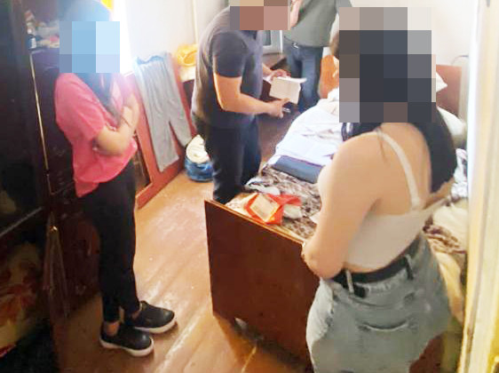 У Житомирі викрито групу «чорних ріелторів»: серед них нотаріуси, реєстратори та особи з судимістю