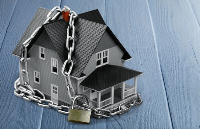 При каких обстоятельствах применим административный арест имущества: разъяснение