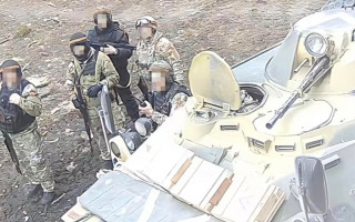 Розстріляли автомобілі з мирними мешканцями у Гостомелі: судитимуть п’ятьох військовослужбовців рф