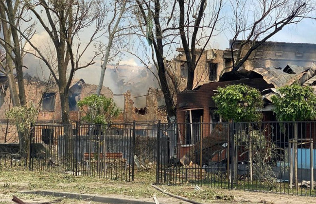 Ракетний удар по медзакладу в Дніпрі: окупанти також влучили у ветеринарну клініку