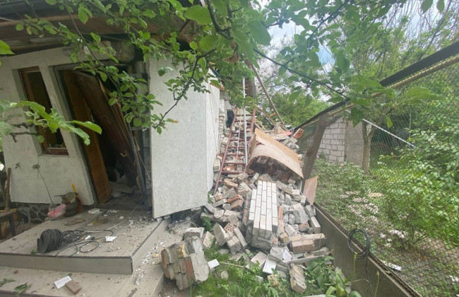В Буче взрыв разрушил дом: есть пострадавший