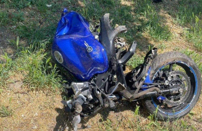 Серьезное ДТП в Киевской области: мотоциклист влетел в людей на пешеходном переходе, фото и видео