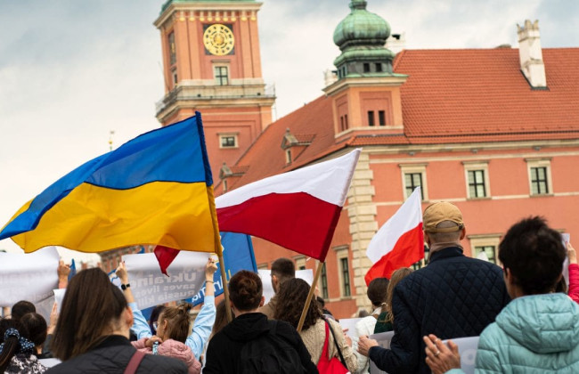 Де українці можуть отримати безкоштовну юридичну допомогу у Польщі