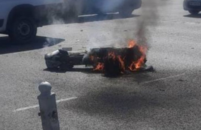 Ракетна атака на Київ: пасажирів маршрутки від падіння уламків відділяла одна мить, відео