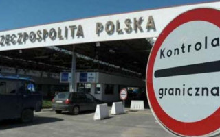 Польща закриває кордон для російських і білоруських фур: відома дата