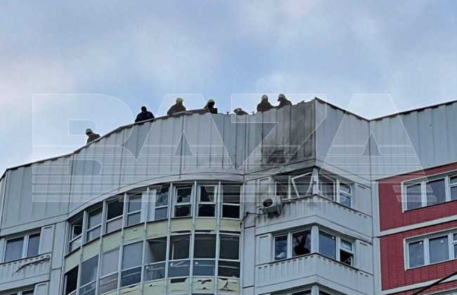 У Москві та області лунають вибухи через атаку дронів: є влучання у будинки, відео