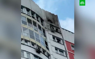 Невідомі дрони посіяли паніку серед москвичів: в Новій Москві є влучання у будинок, відео